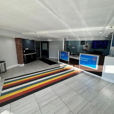 Studio 6 Suites East Syracuse Airport Exteriör bild