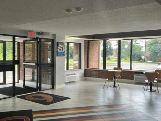 Studio 6 Suites East Syracuse Airport Exteriör bild